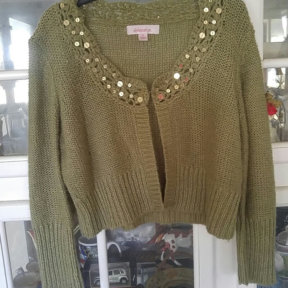 Crop sweater